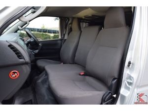 Toyota Hiace 3.0 ตัวเตี้ย ( ปี2016 ) D4D Van MT รูปที่ 3